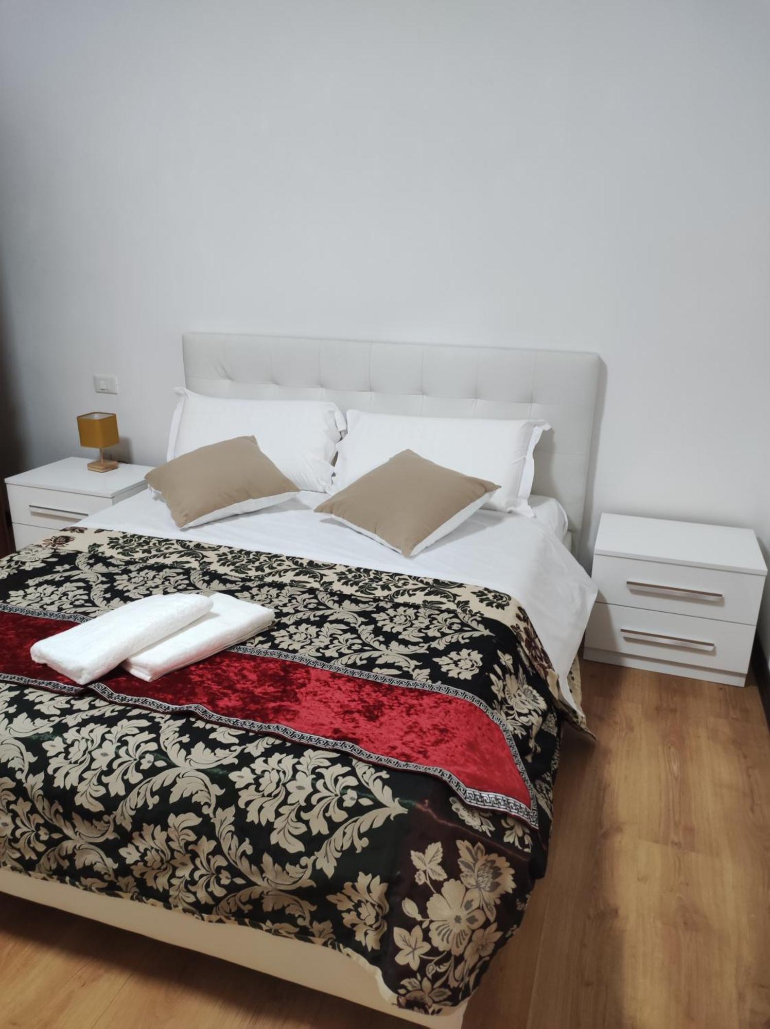 Abc Guest House Mestre Bagian luar foto
